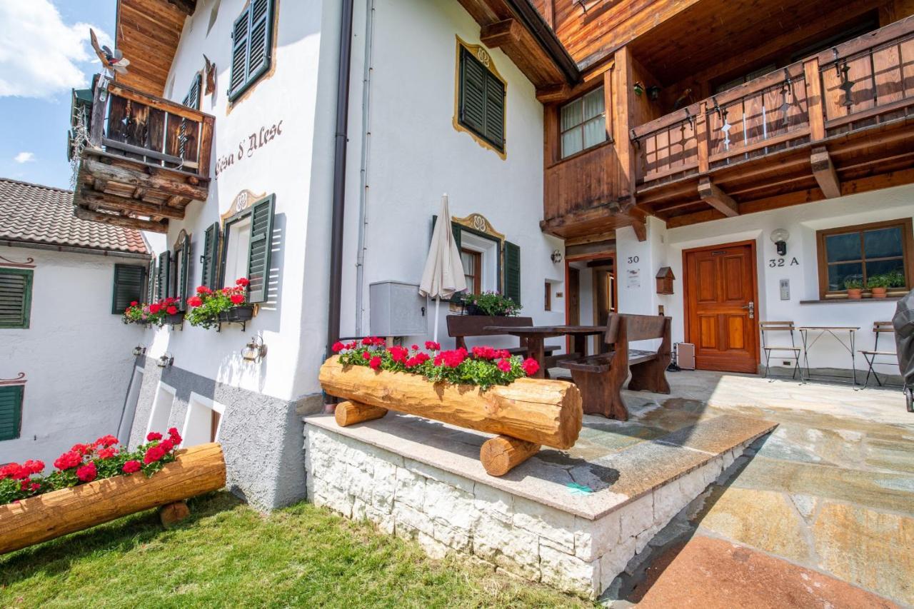 Apartments Berna Urtijëi Buitenkant foto